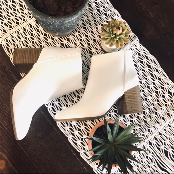 White vegan Leather Ankle Booties - Picture 2 of 3